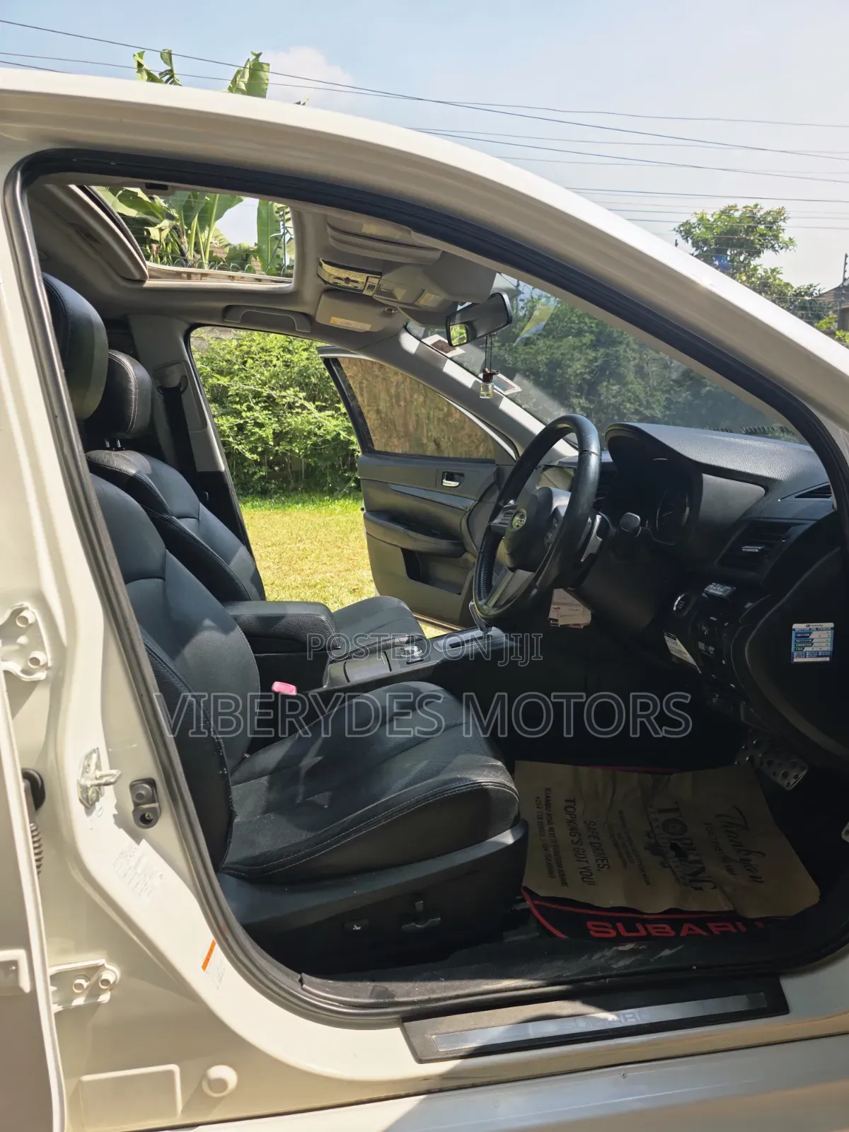 Subaru Legacy 2011 White