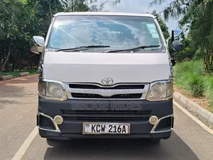 Toyota HiAce 2012 White