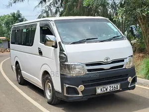 Toyota HiAce 2012 White