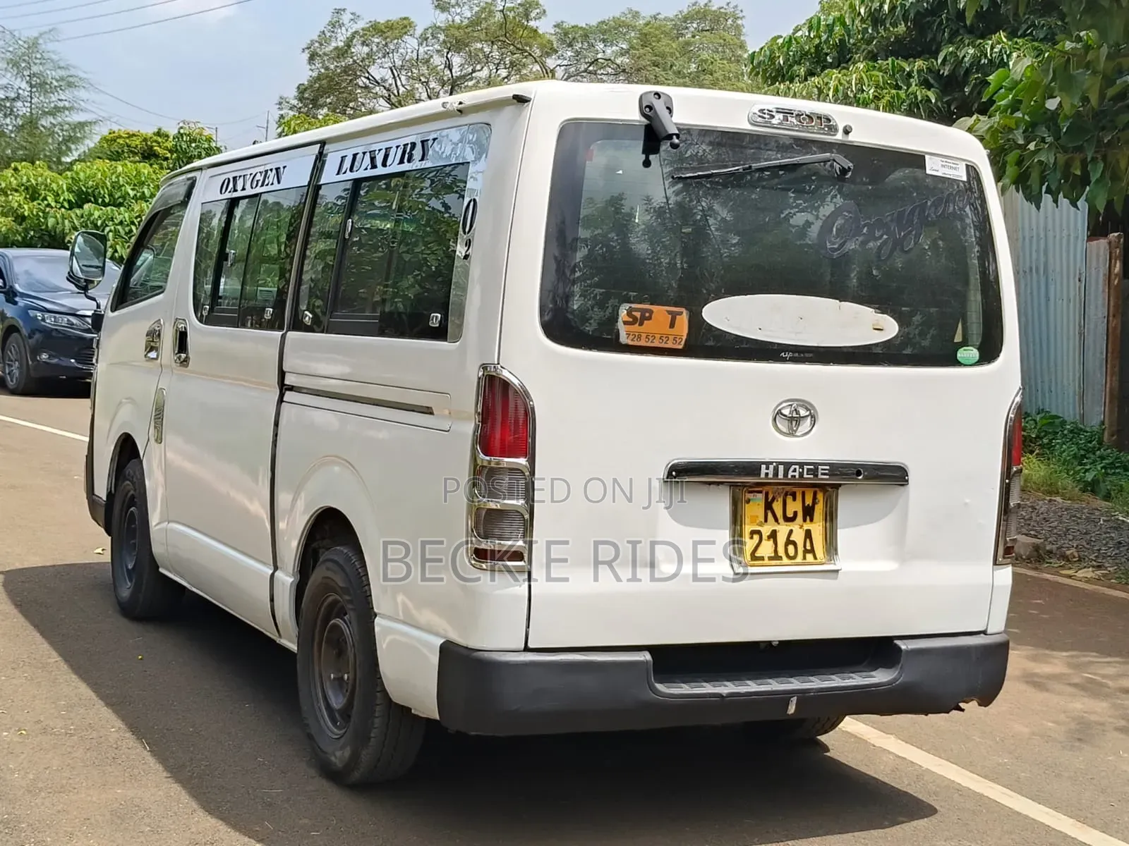 Toyota HiAce 2012 White