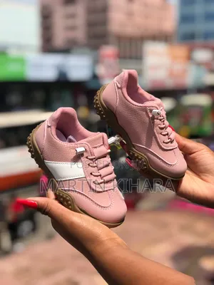 Kids JY135A
Sneakers (Sizes 20-25
)