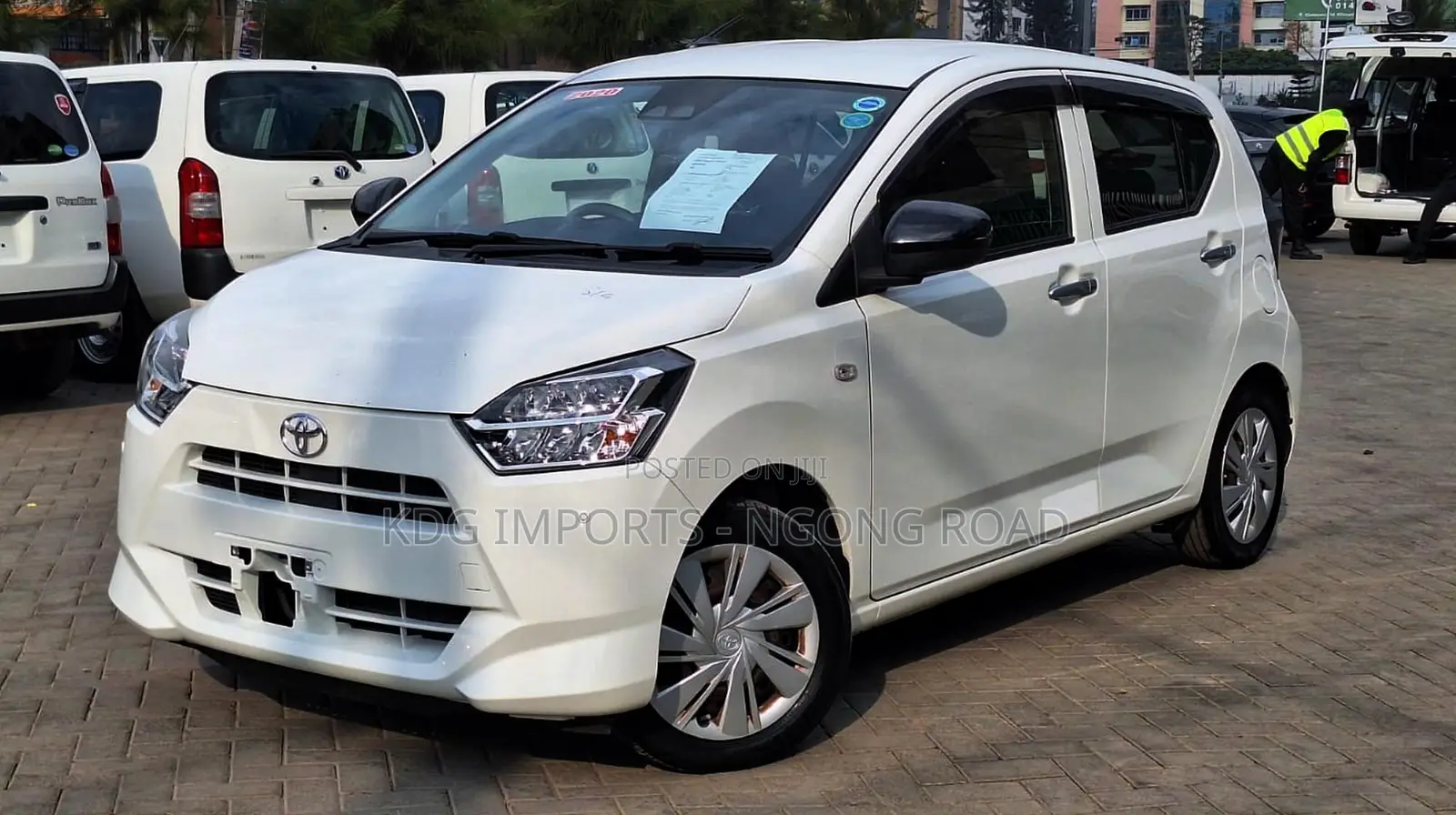 Toyota Pixis Epoch 2019 White