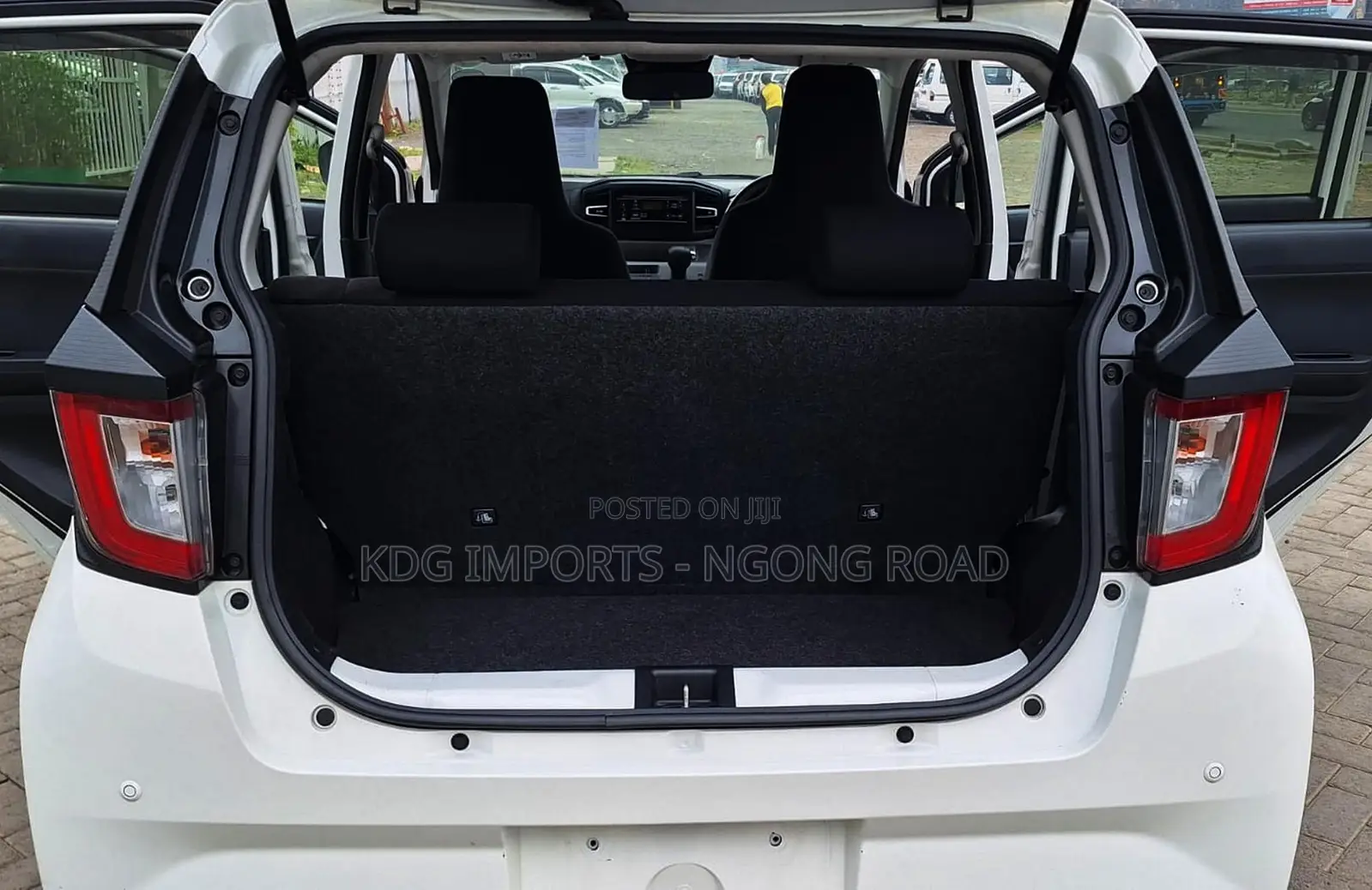 Toyota Pixis Epoch 2019 White