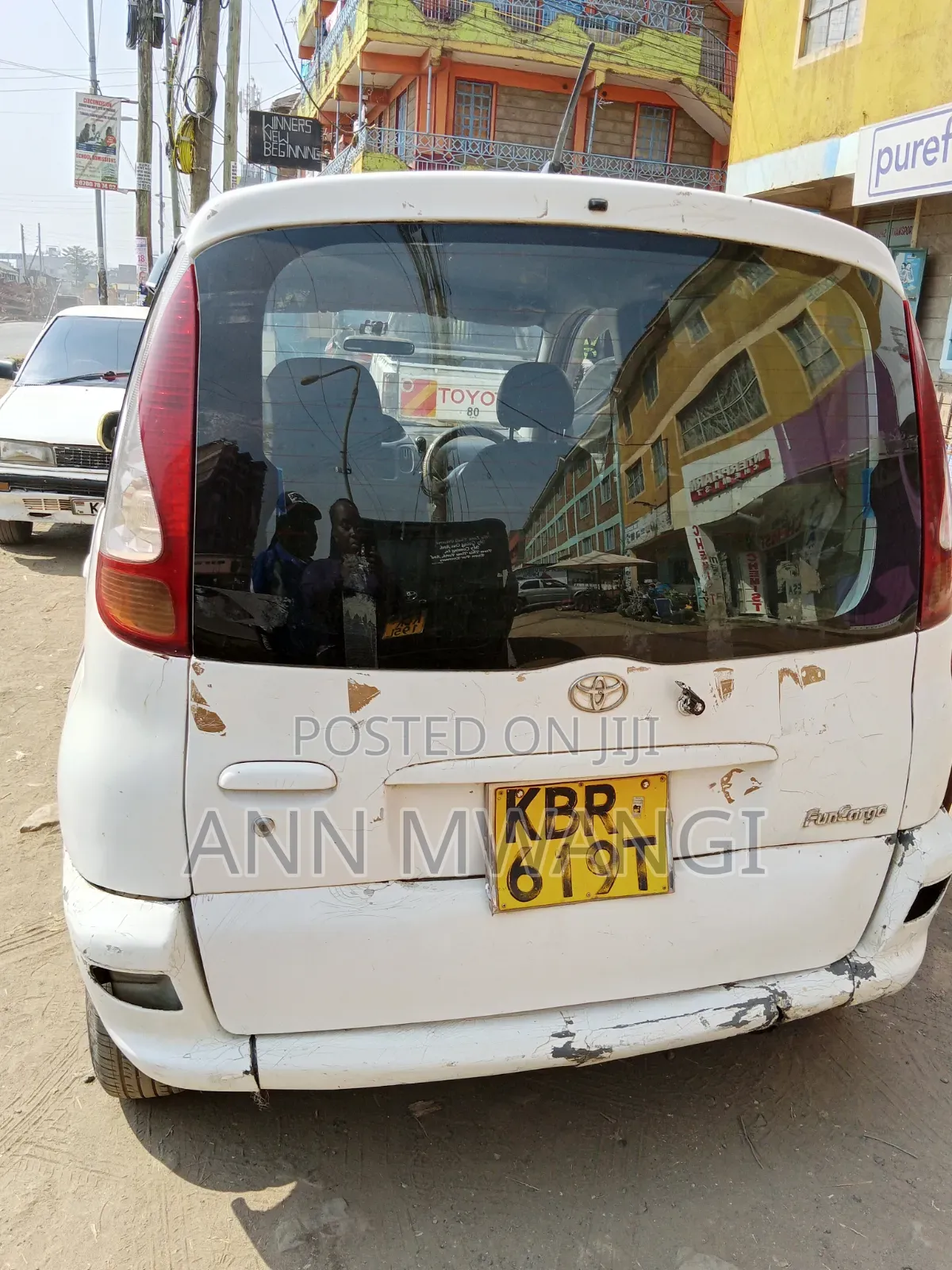 Toyota Fun Cargo 2007 White