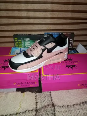 Air 90 Authentic Sneakers