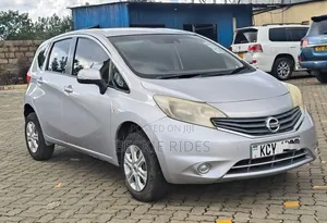 Nissan Note 2012 Silver