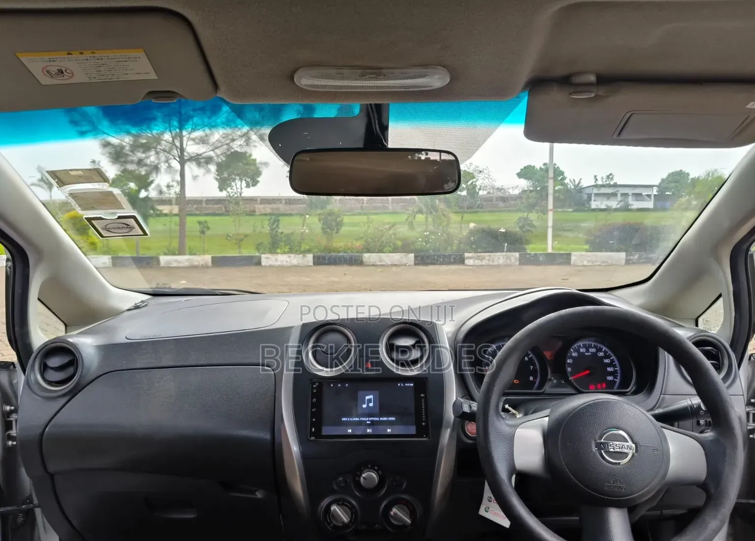 Nissan Note 2012 Silver
