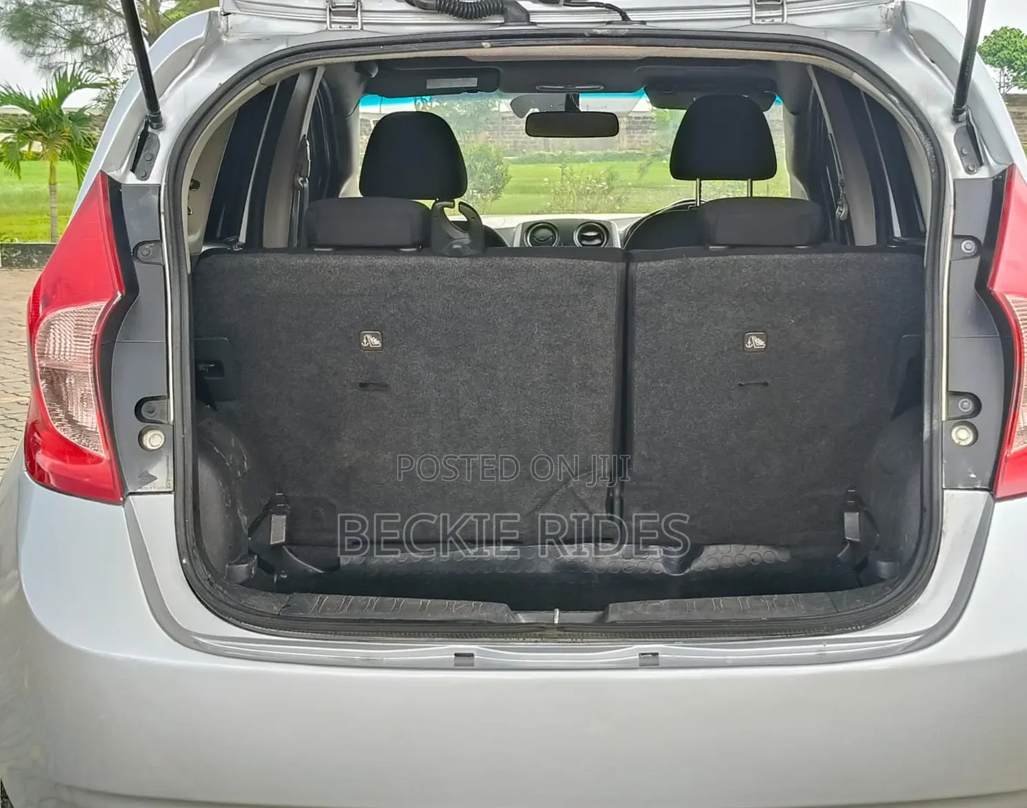 Nissan Note 2012 Silver