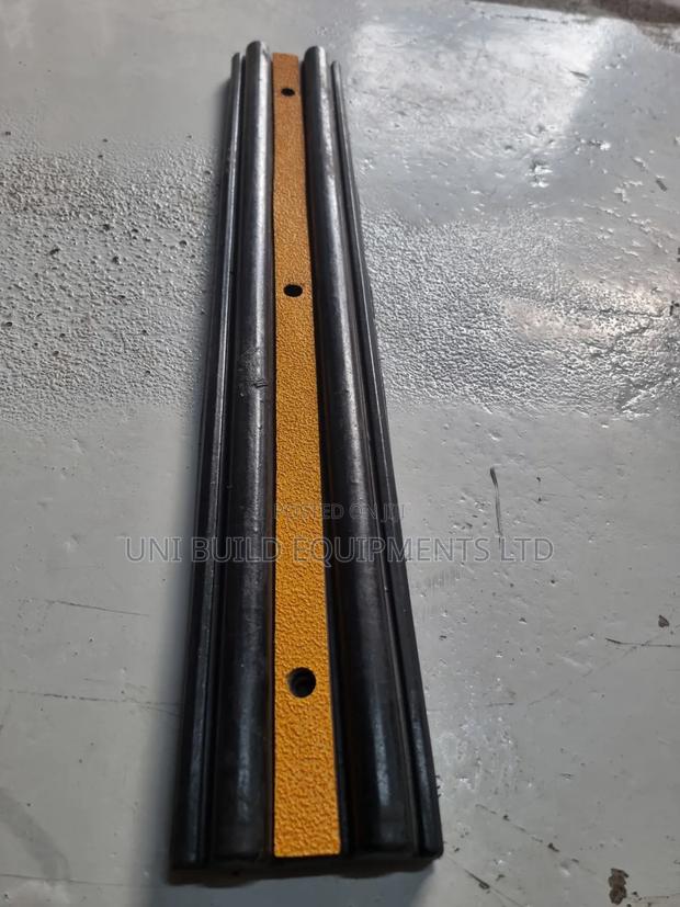 Loading Dock Bumper - thumbnail 2