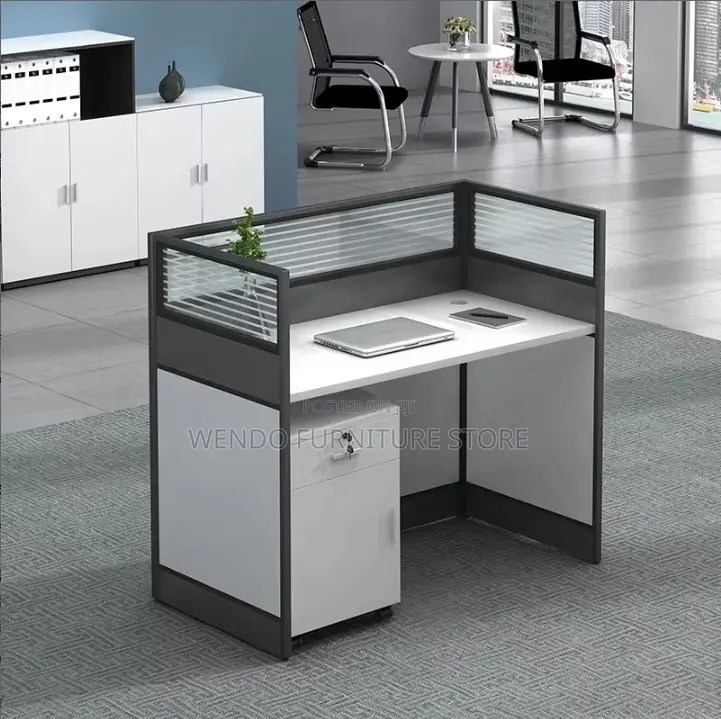 Office Workstation; 6 Users Office Authority Workstation Table