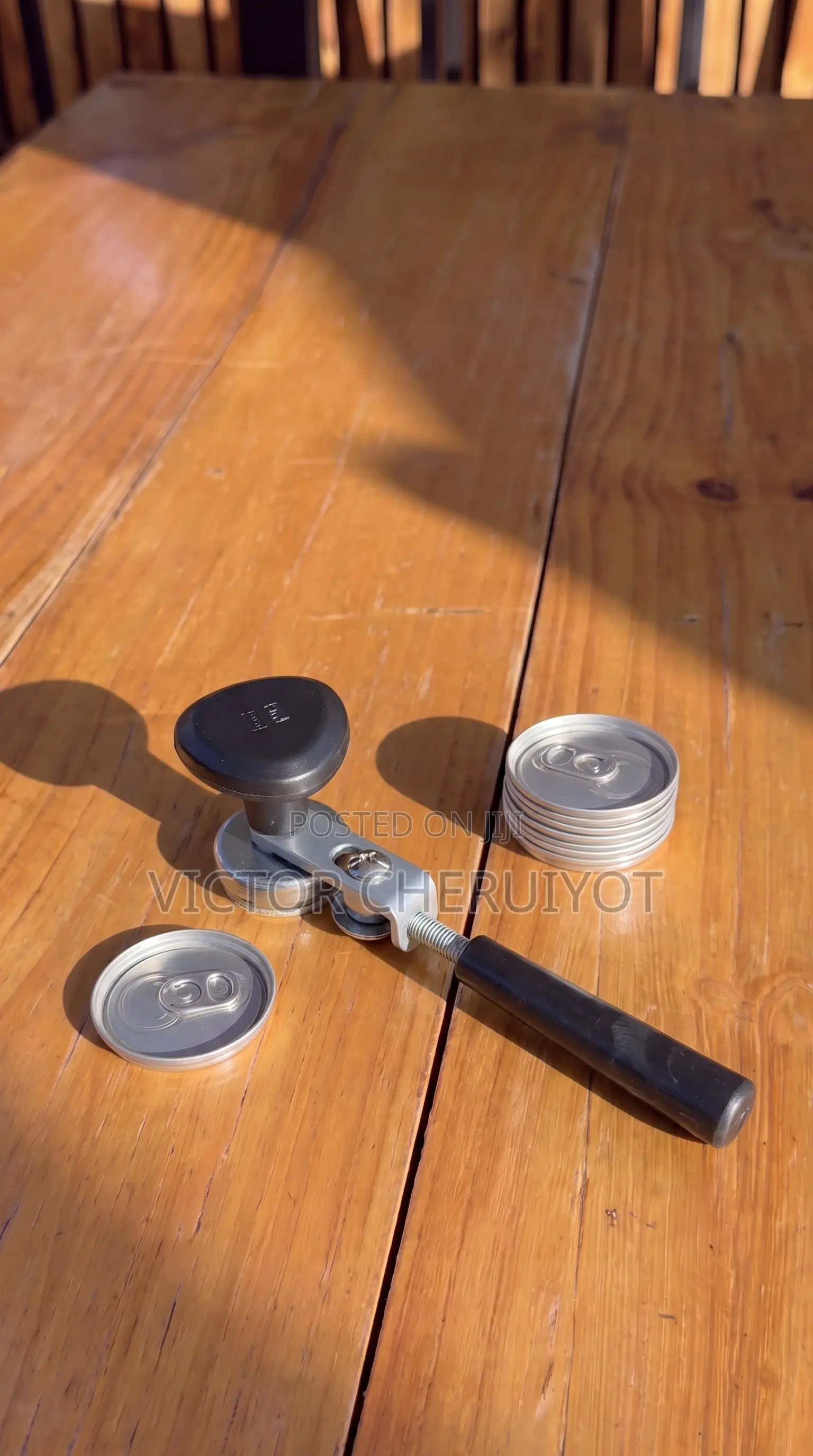 Clear PET Plastic Cans With Lids