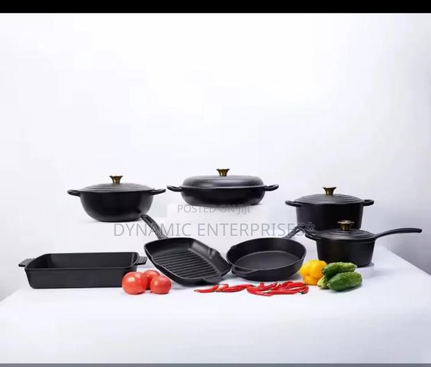 11-Piece Enamel Cast Iron Pot Cookware Set - thumbnail 2