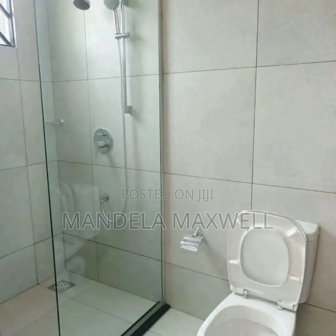 3bdrm Apartment in Gateway Mall Area for rent