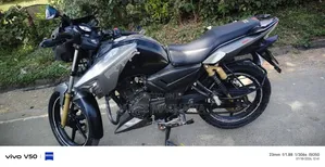 TVS Apache 180 RTR 2022 Blue