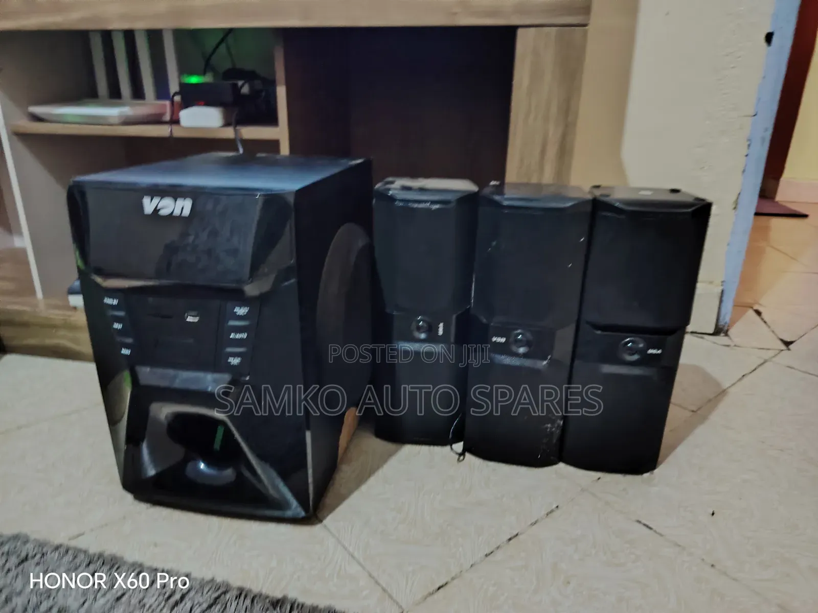 Von Hotpoint Subwoofer