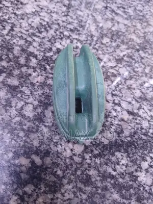 Super Uv Strain Insulators