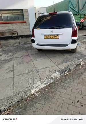 Peugeot 307 2019 White