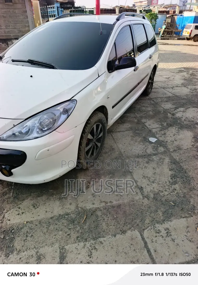 Peugeot 307 2019 White