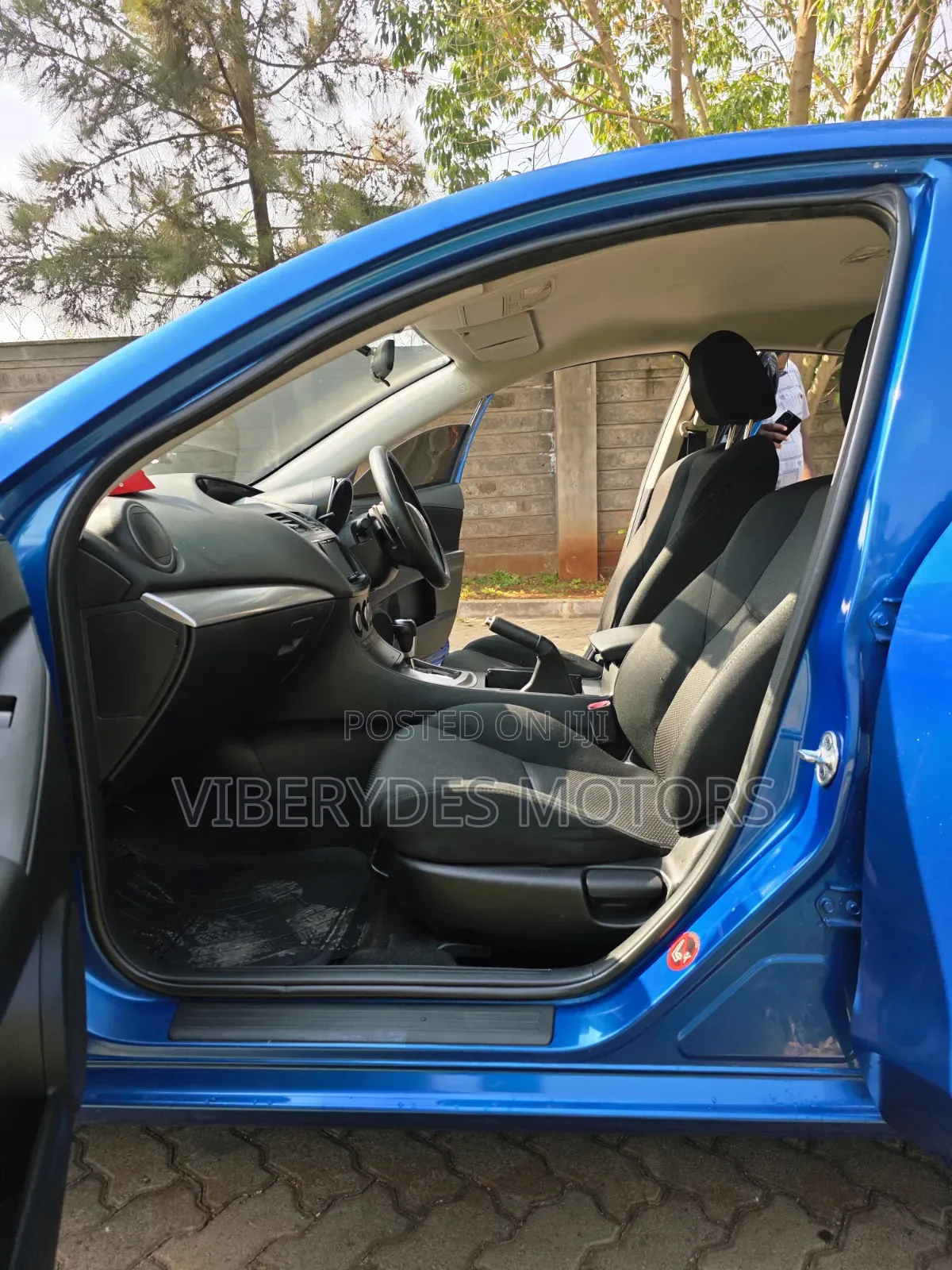 Mazda Axela 2013