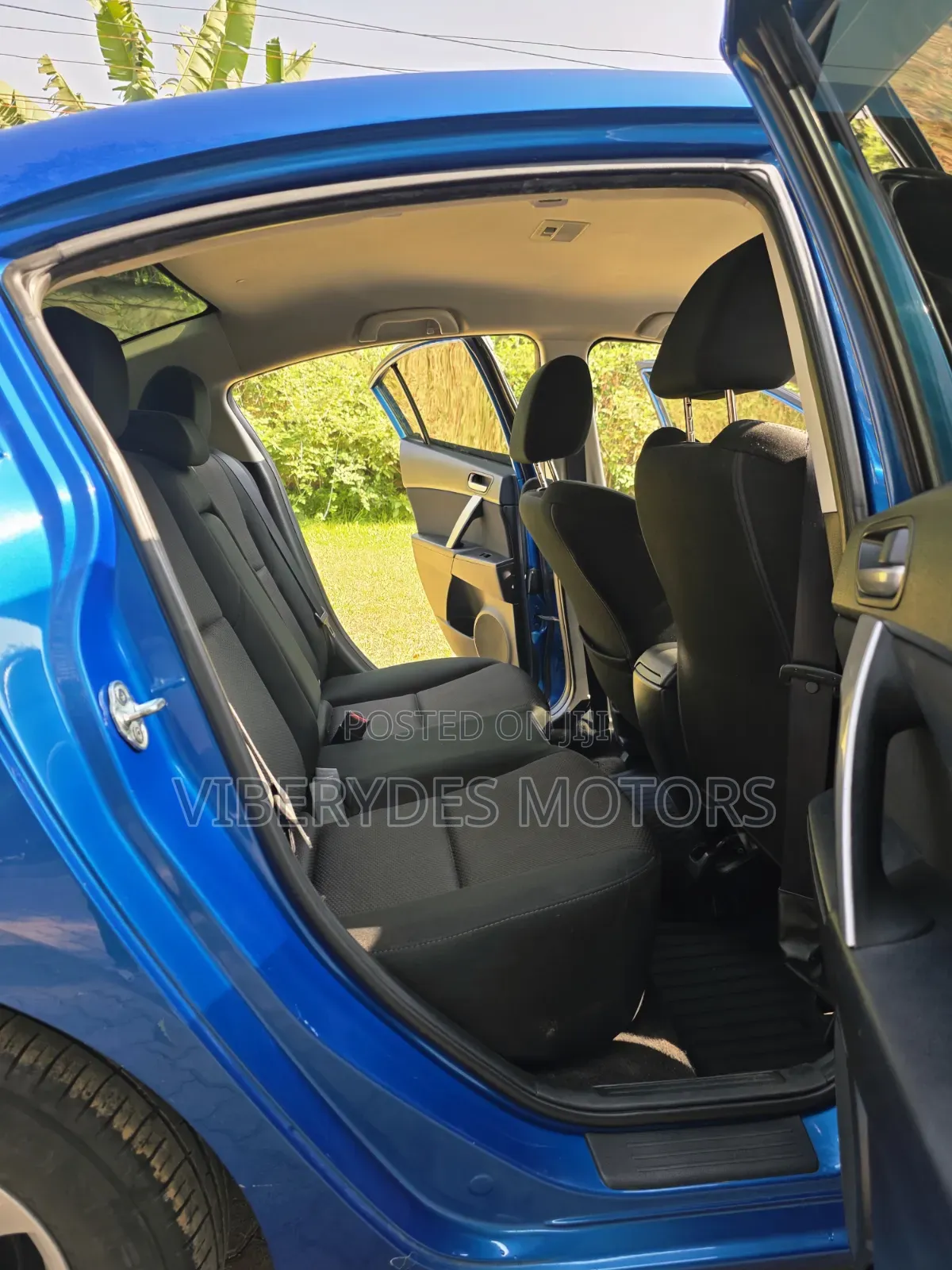 Mazda Axela 2013