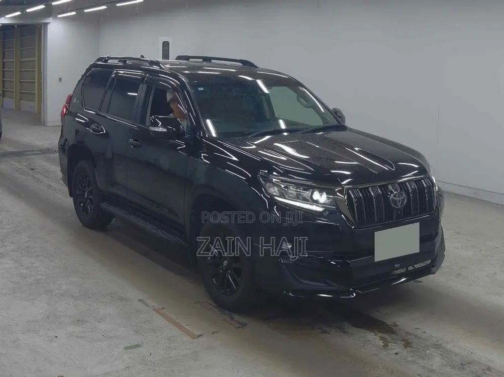 Toyota Land Cruiser Prado 2.7 2020 Black