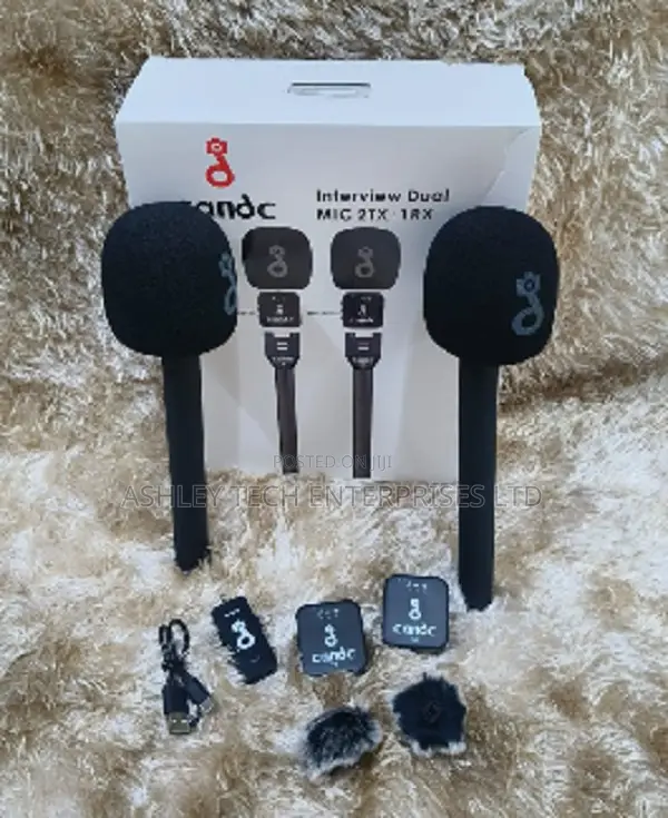 CandC Rechargeable 2TX + 1RX Wireless Lavalier Microphone