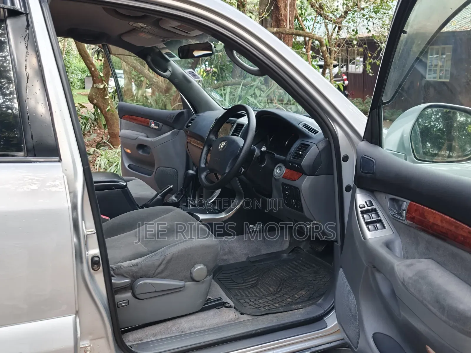 Toyota Land Cruiser Prado 2008 Silver