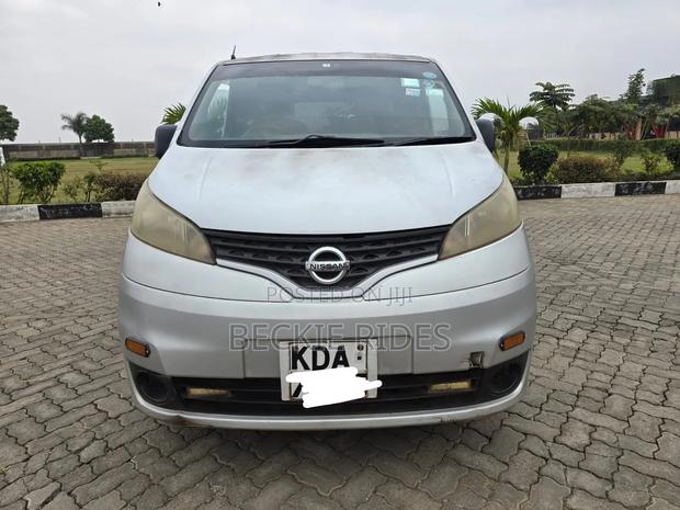 Nissan NV200 2013 Silver