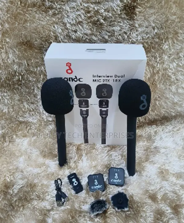 CandC Plug Play Dual Wireless Microphone for Phone Camera