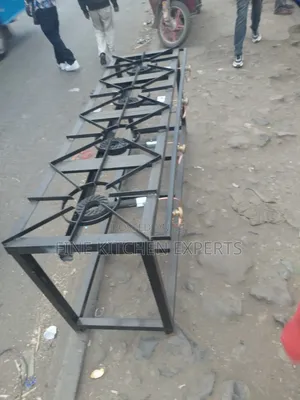 Heavy Metallic Cooker