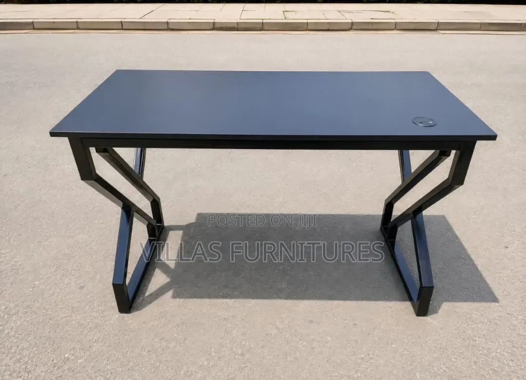 Unique Metallic Frame Office Table With Wood Surface