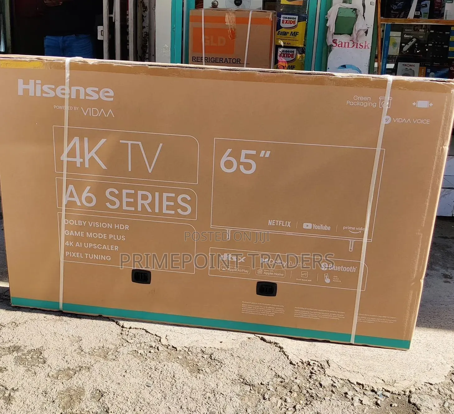 *Hisense Smart TV 65Q6 Series TV Designed for Modern Living