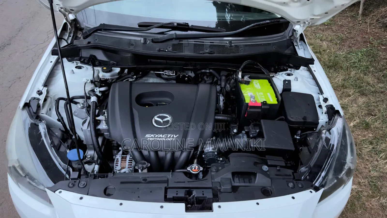 Mazda Demio 2016 Pearl