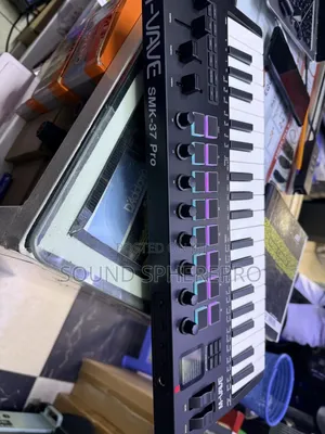 M-Wave SMK-37 PRO 37 Keys Music Controller