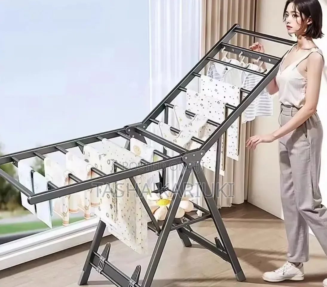 Foldable Drying Rack With Wheels