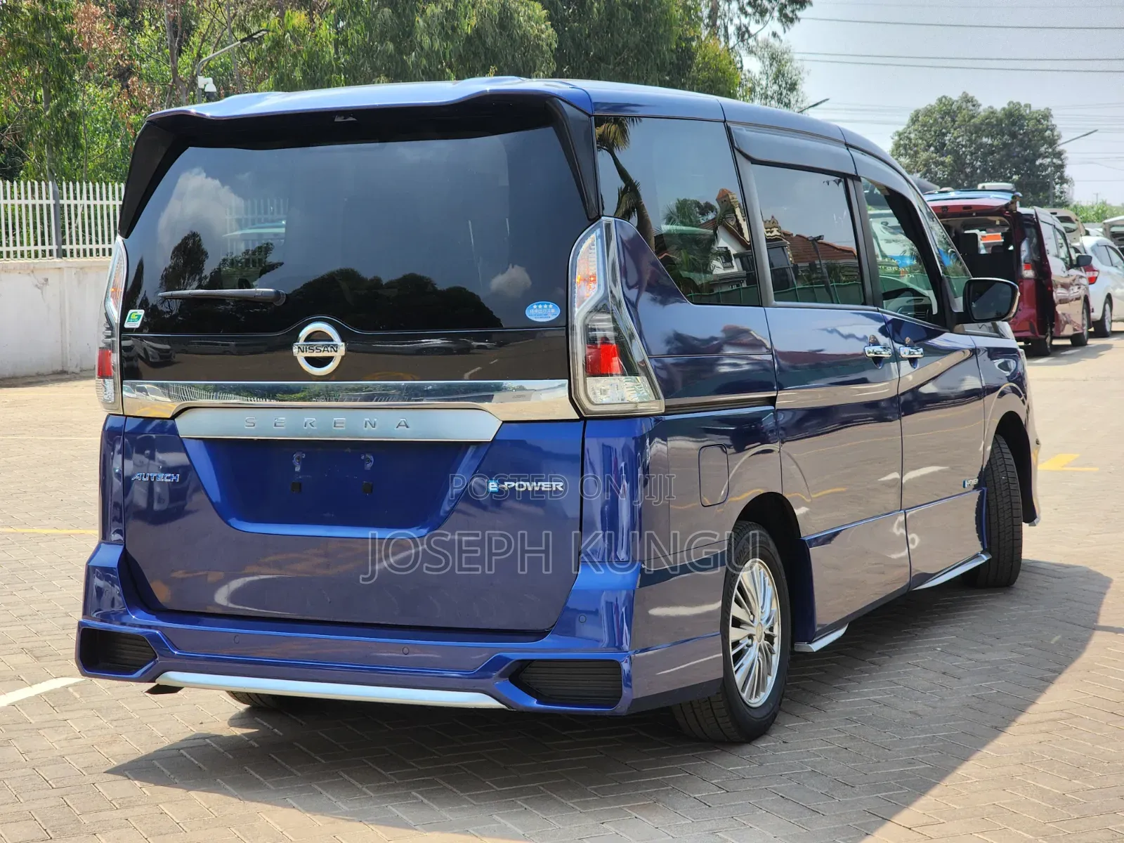 Nissan Serena 2019 Blue