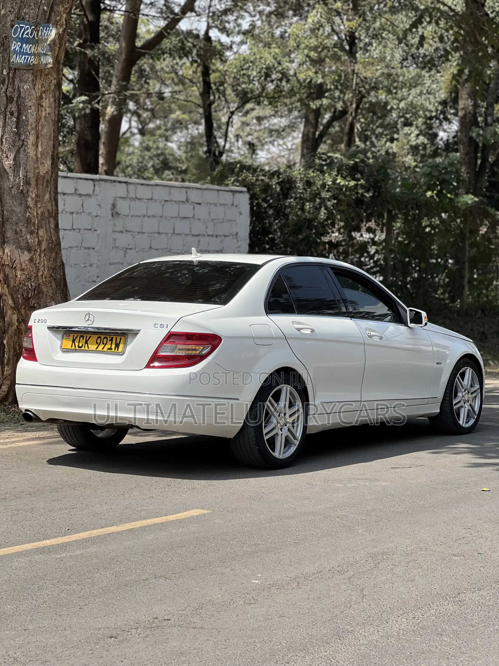 Mercedes-Benz C200 2010 White