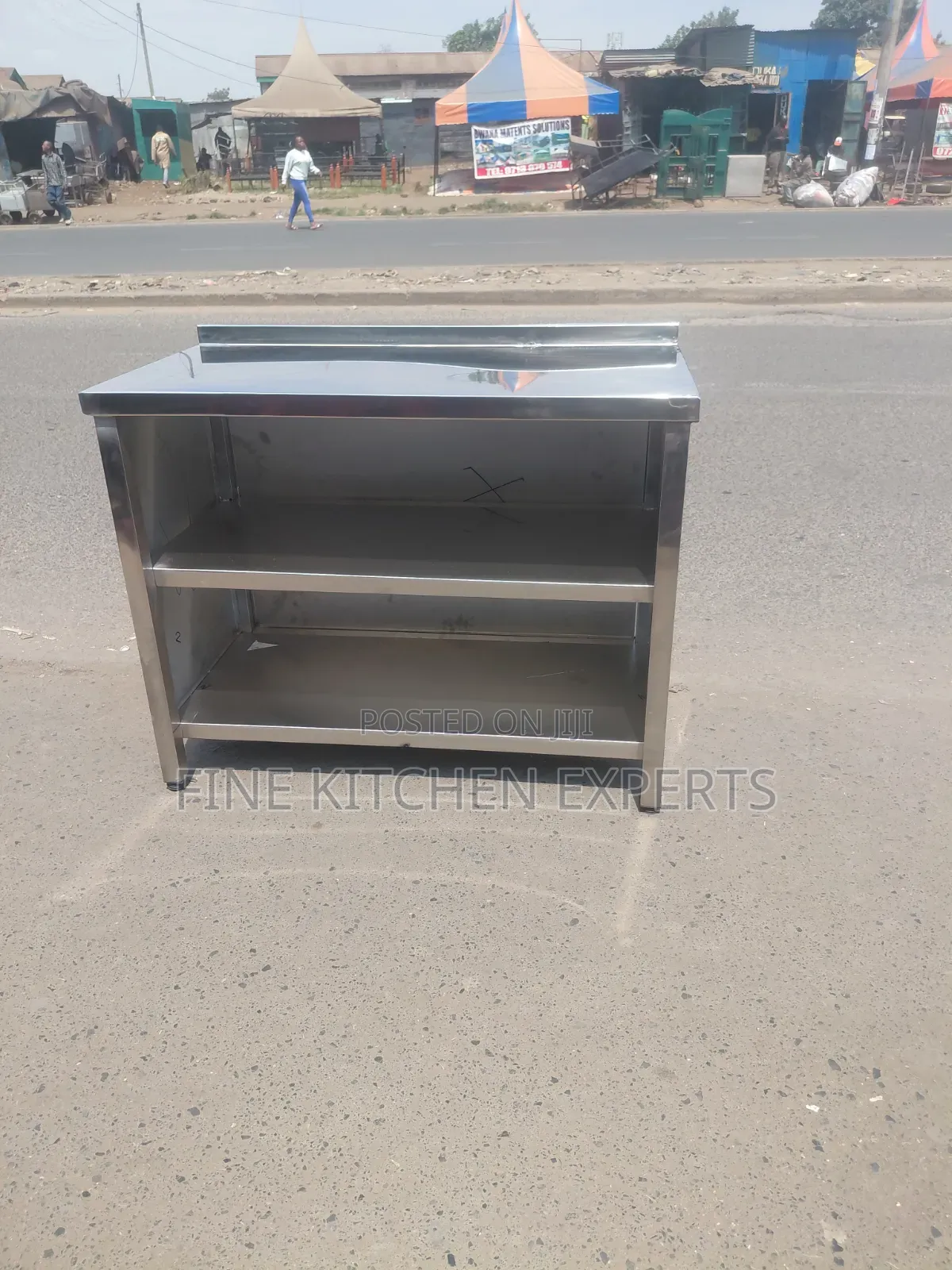 Cabinet With Mirror Finish
