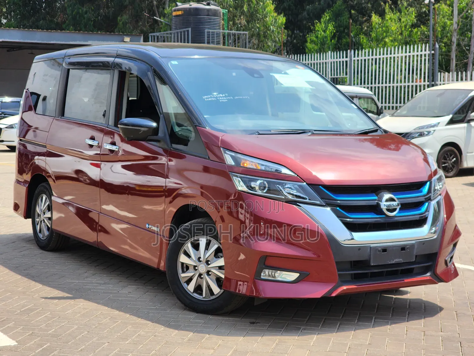 Nissan Serena 2019 Maroon