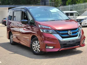 Nissan Serena 2019 Maroon