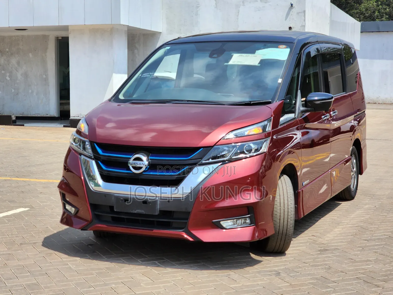 Nissan Serena 2019 Maroon