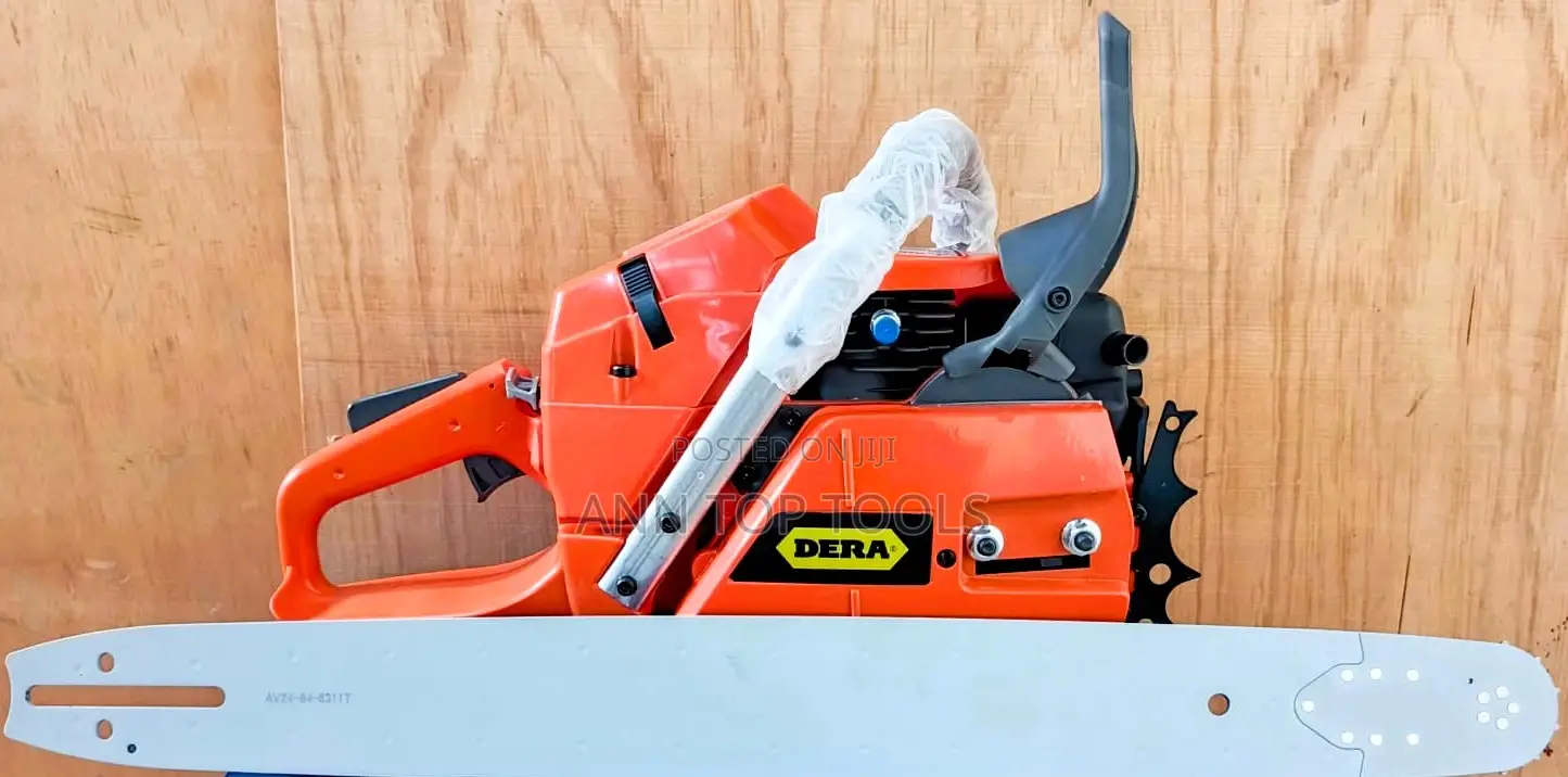 24 Inches Dera Gasoline Chainsaw