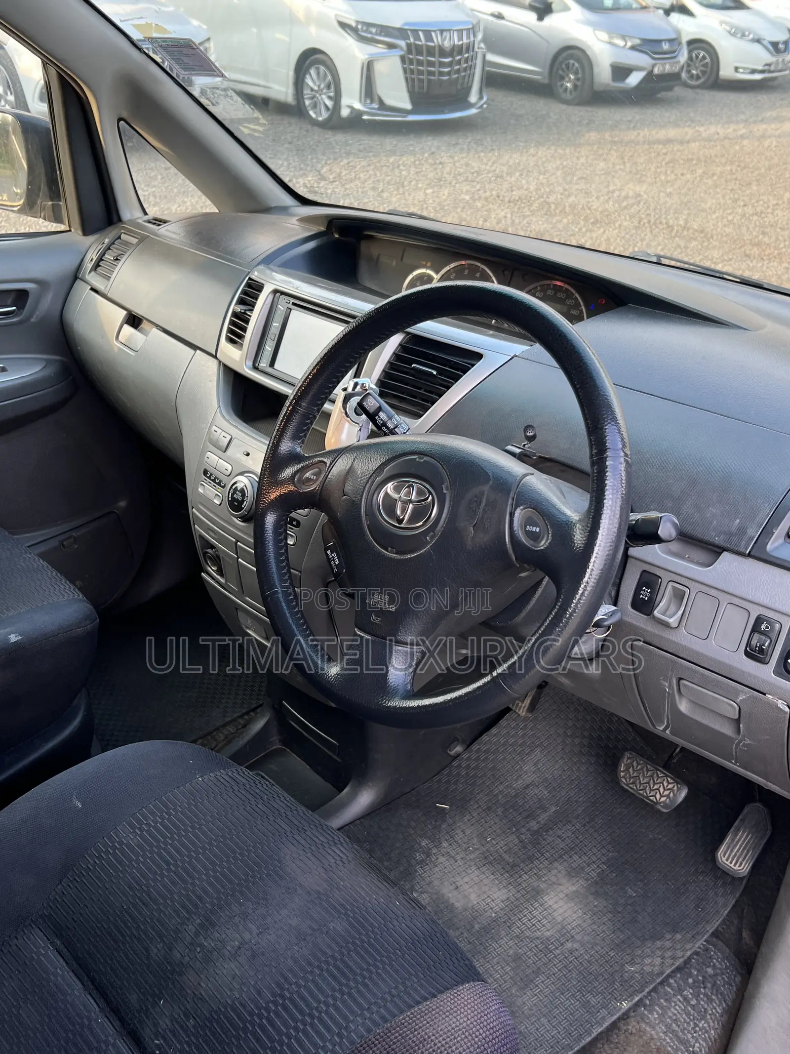 Toyota Voxy X E Edition 2WD 8-Seater 2006 Blue