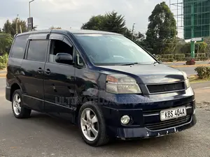Toyota Voxy X E Edition 2WD 8-Seater 2006 Blue
