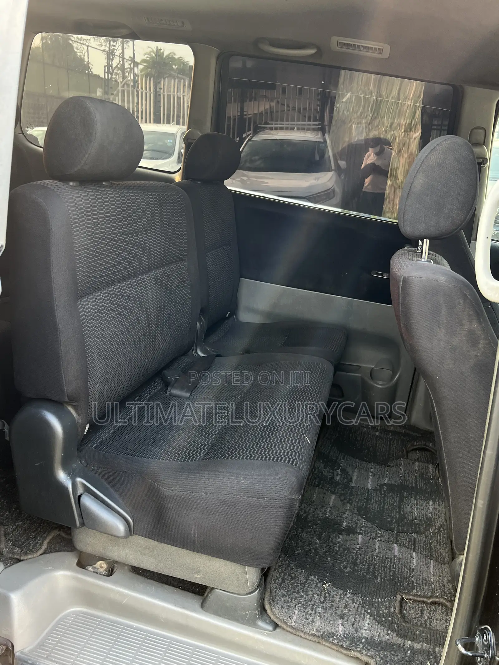 Toyota Voxy X E Edition 2WD 8-Seater 2006 Blue