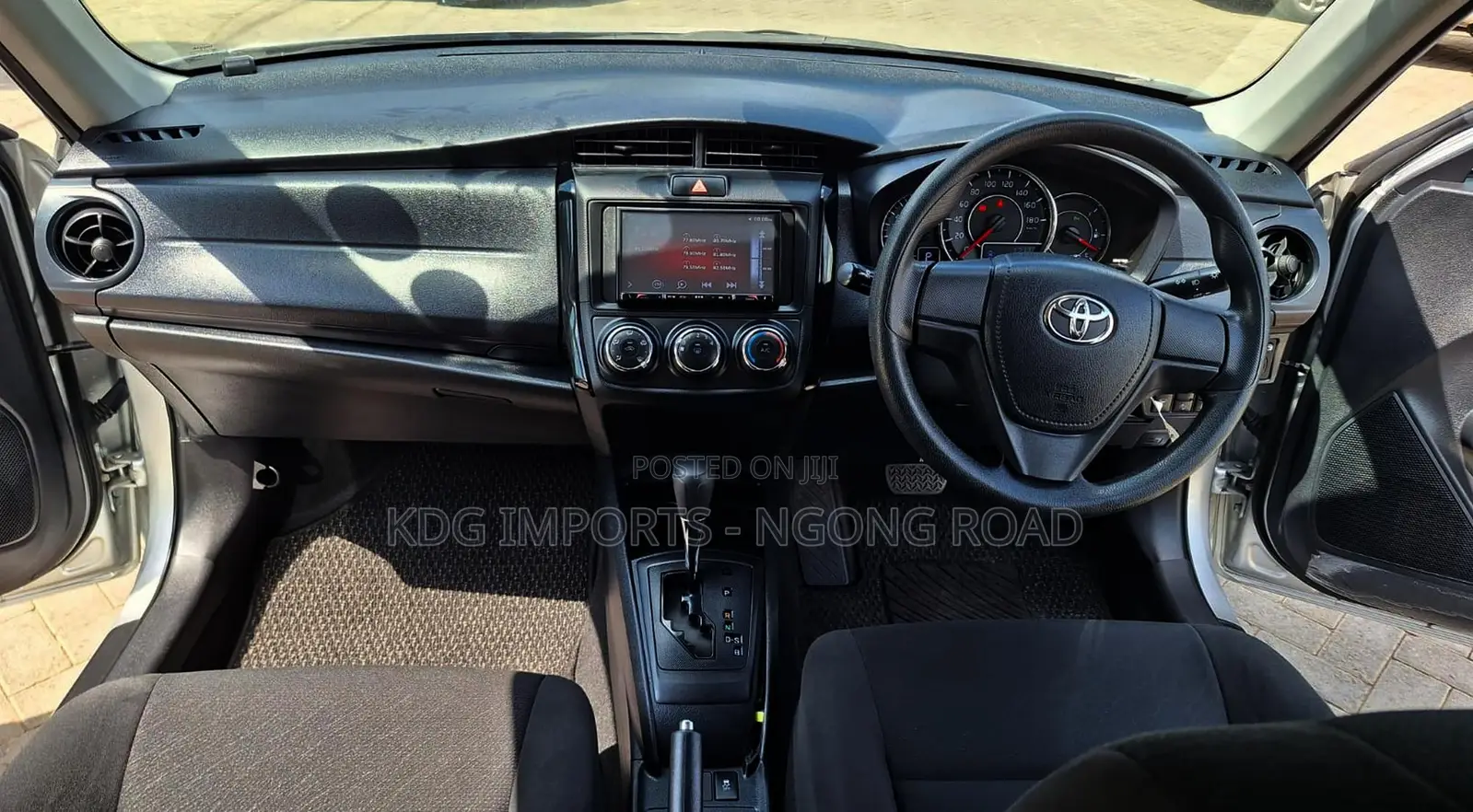 Toyota Axio 2019 Silver