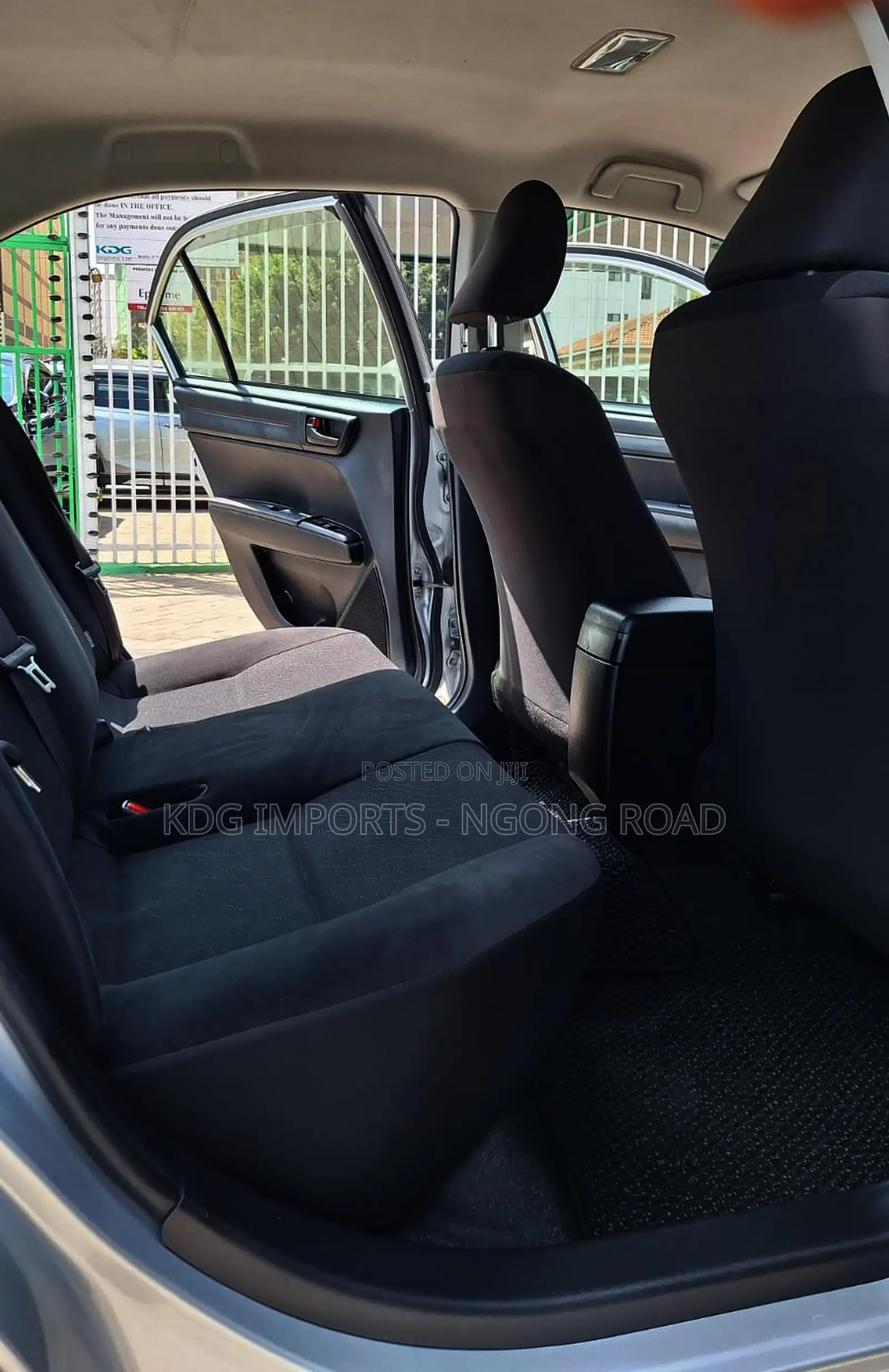 Toyota Axio 2019 Silver