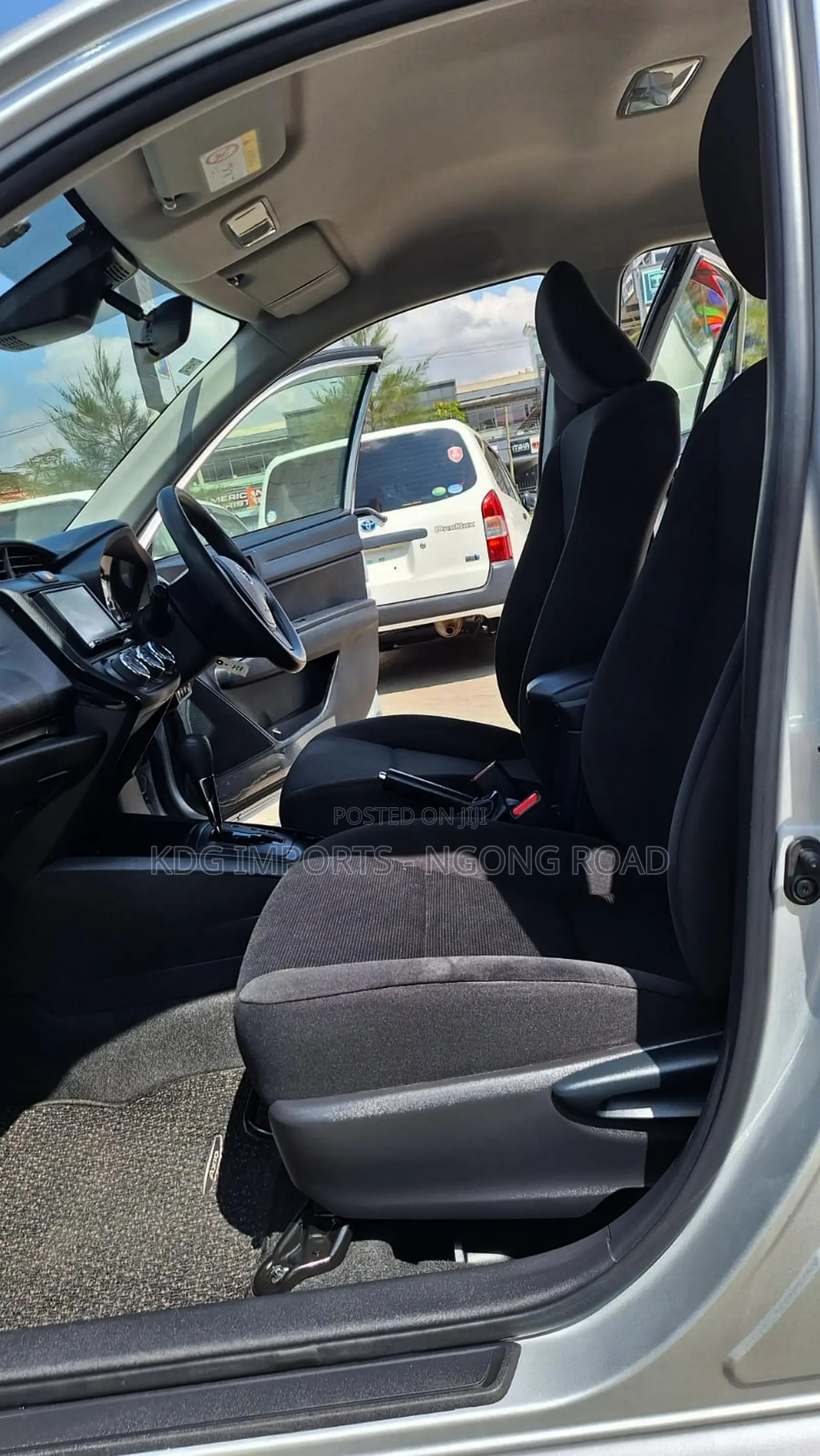 Toyota Axio 2019 Silver