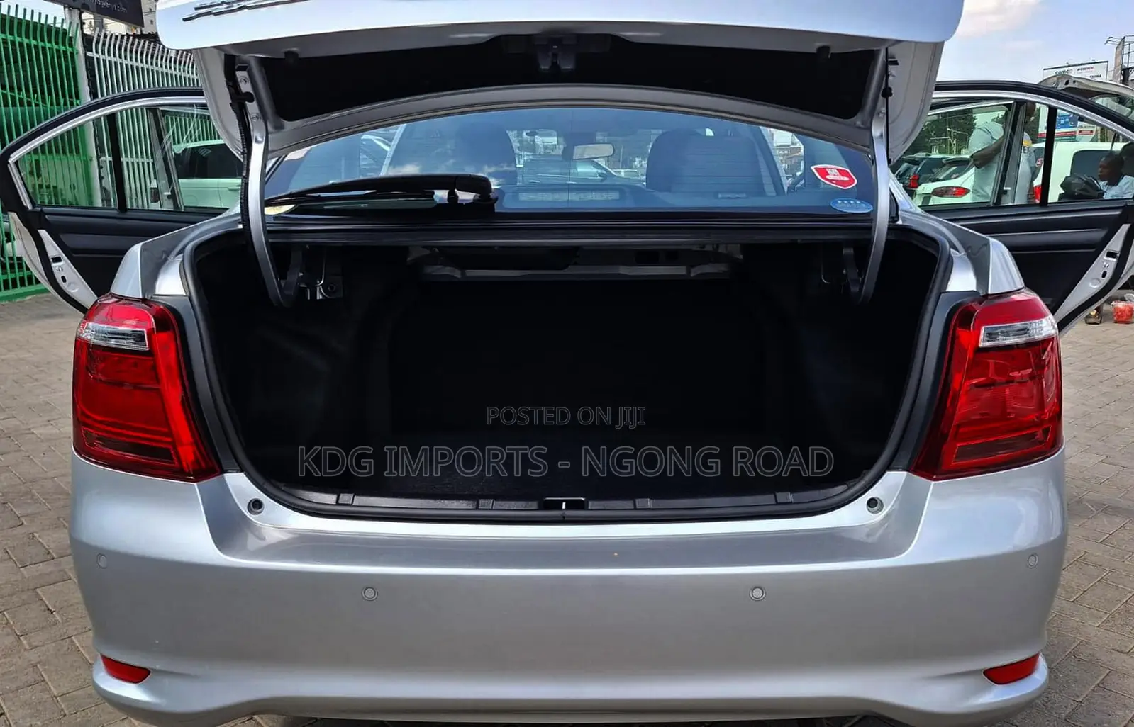 Toyota Axio 2019 Silver