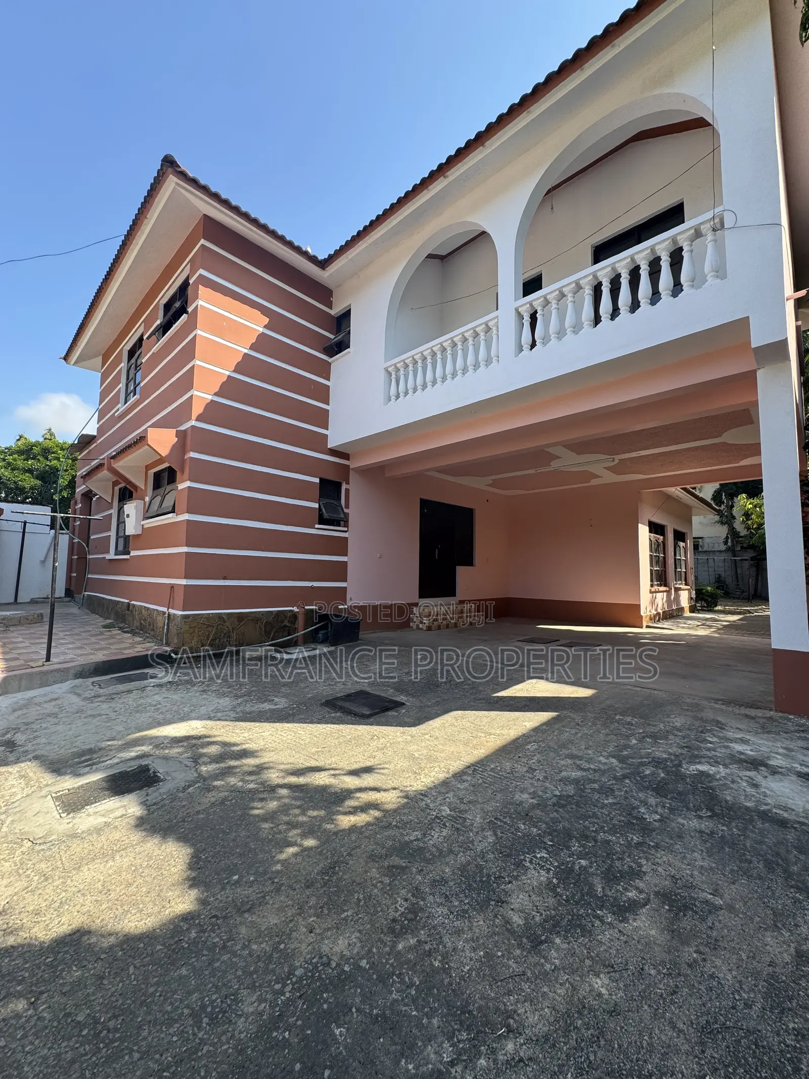 4bdrm Maisonette in Customs, Nyali for rent